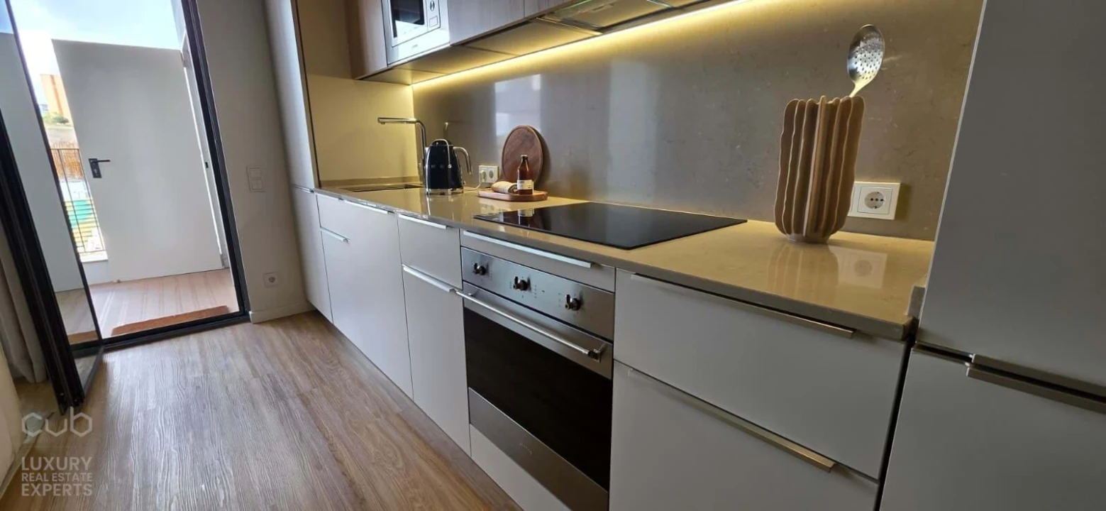 Apartamento T1 para Venda em Santo António dos Cavaleiros e Frielas Foto 21