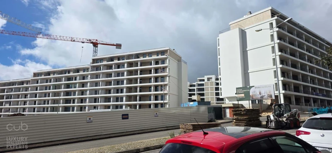 Apartamento T1 para Venda em Santo António dos Cavaleiros e Frielas Foto 36