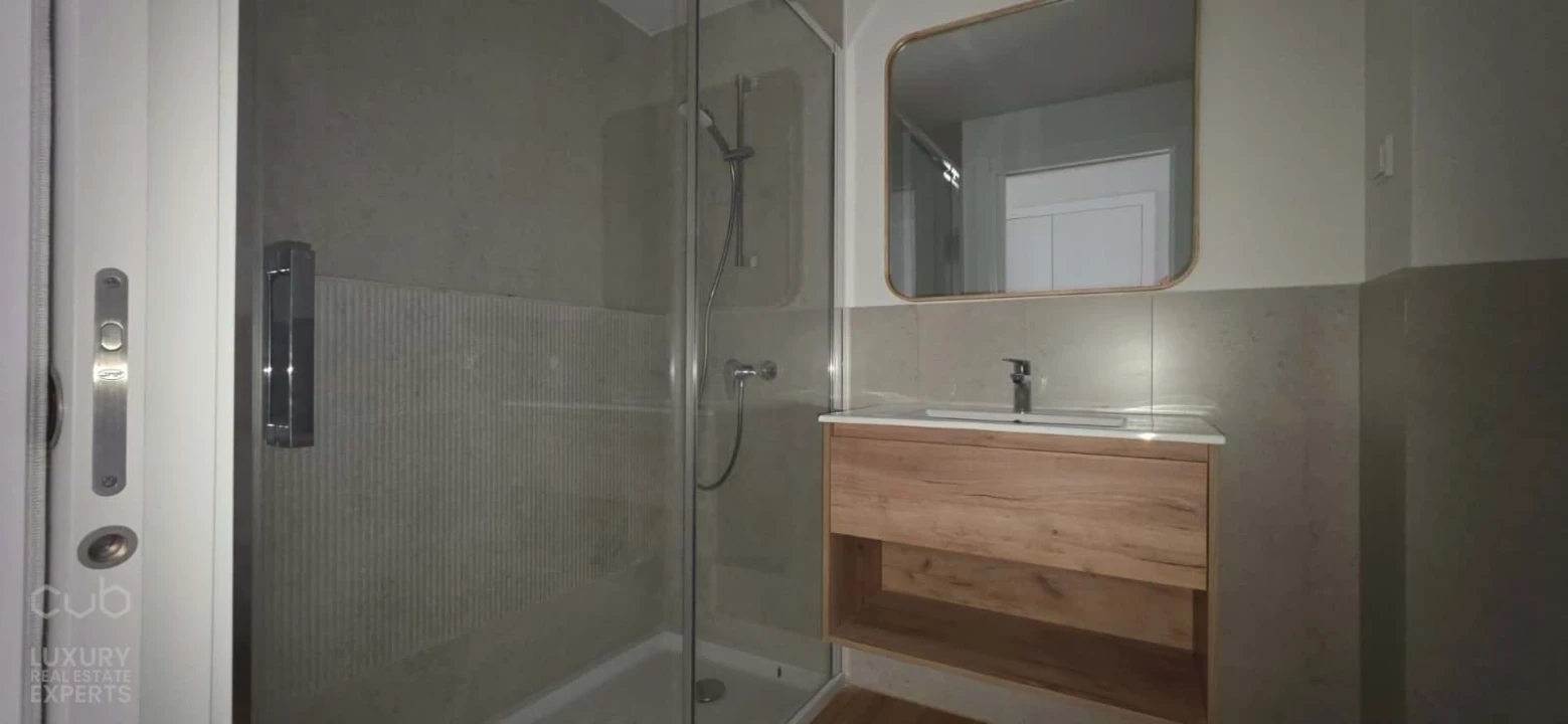 Apartamento T1 para Venda em Santo António dos Cavaleiros e Frielas Foto 23