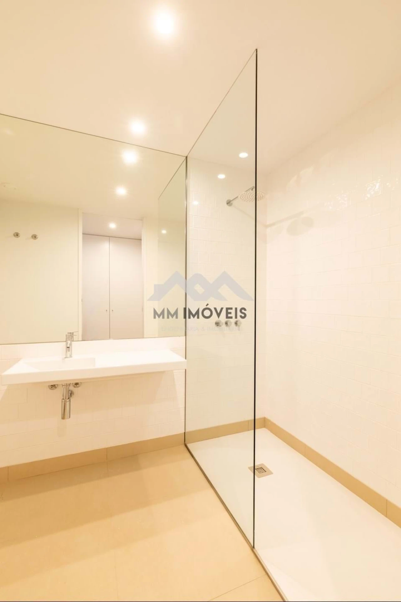 Apartamento T1 para Venda em Campanhã Foto 7