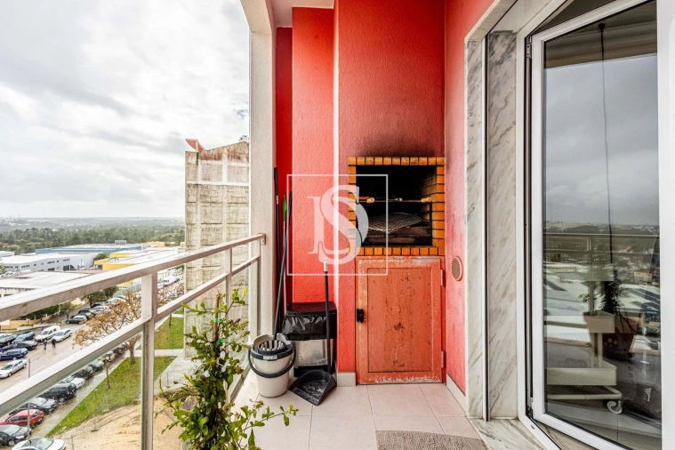 Apartamento T3 para Venda em Corroios Foto 16