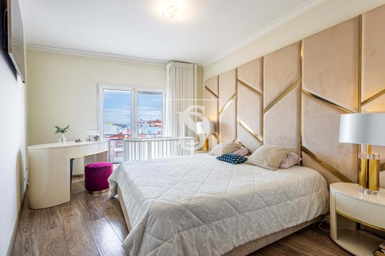 Apartamento T3 para Venda em Corroios Foto 23