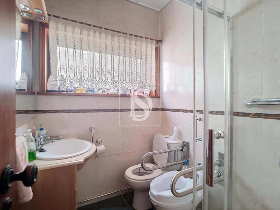 Moradia T4 para Venda em Moreira Foto 10