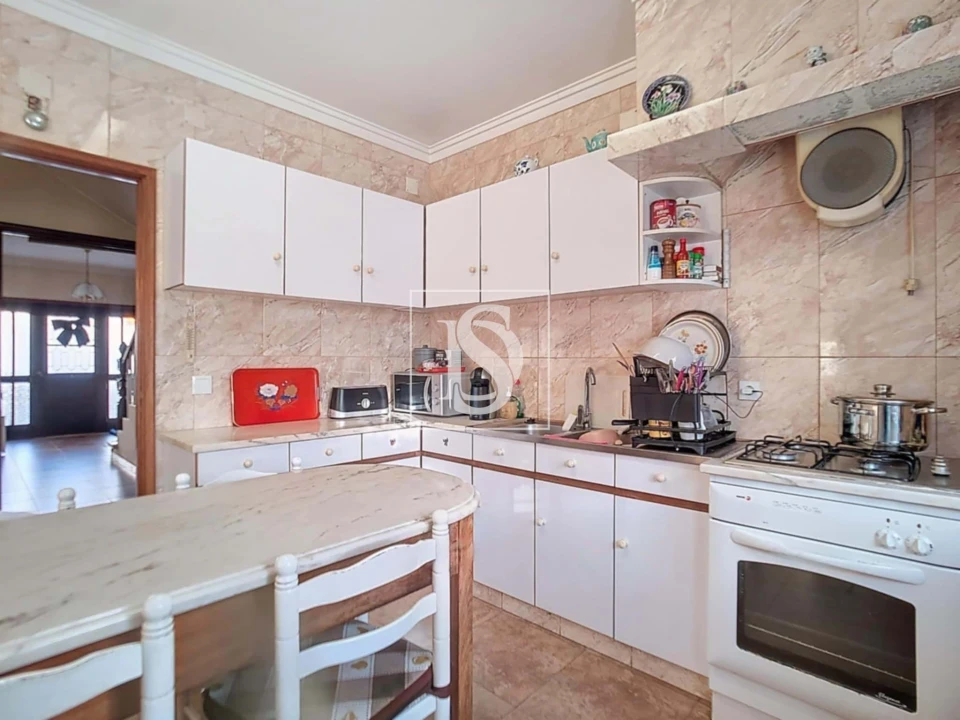 Moradia T4 para Venda em Moreira Foto 13