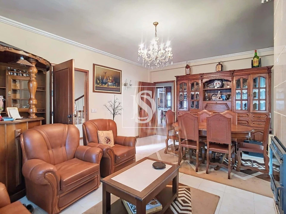 Moradia T4 para Venda em Moreira Foto 6