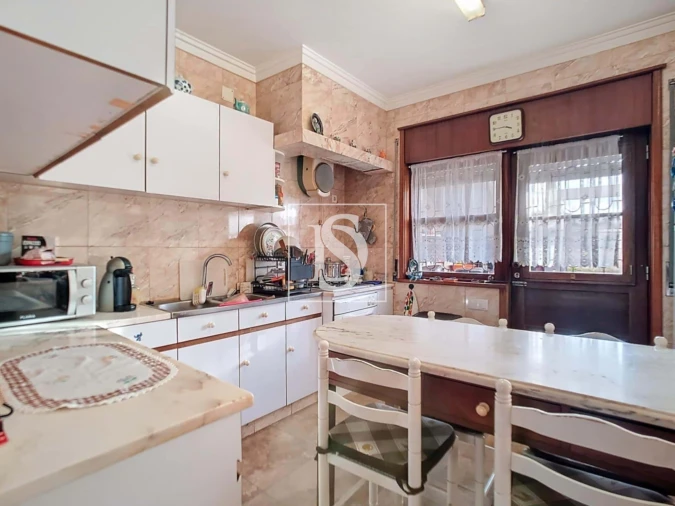 Moradia T4 para Venda em Moreira Foto 12