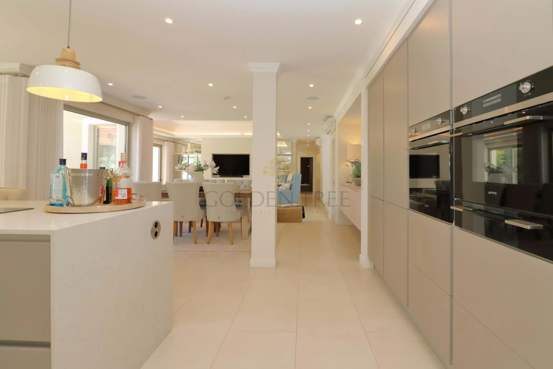 Moradia T4 para Venda em Almancil Foto 12