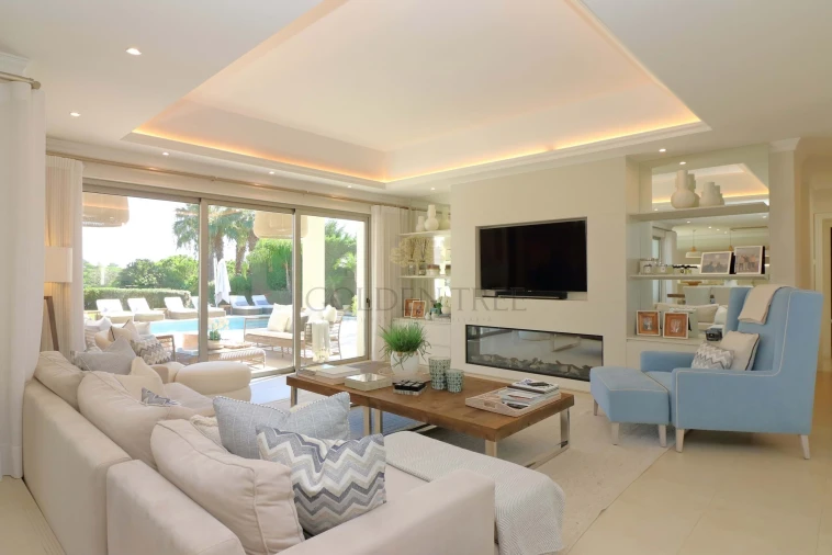 Moradia T4 para Venda em Almancil Foto 14