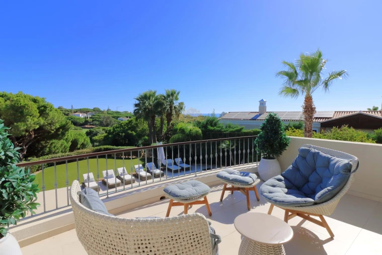 Moradia T4 para Venda em Almancil Foto 3