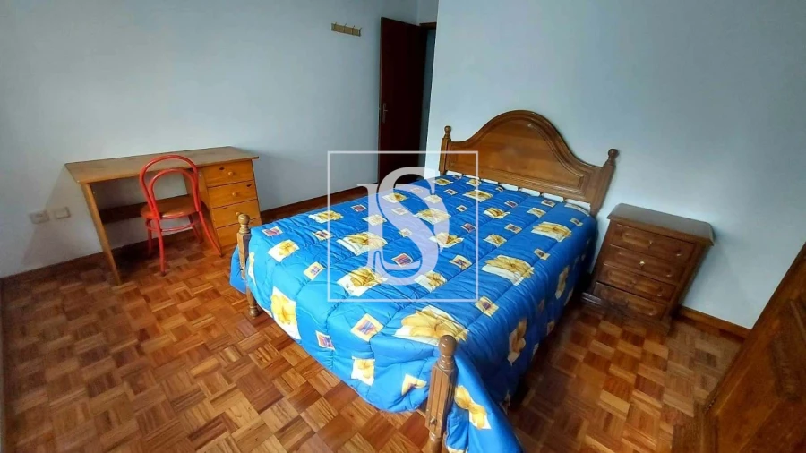 Apartamento T3 para Venda em Sé, Santa Maria e Meixedo Foto 2