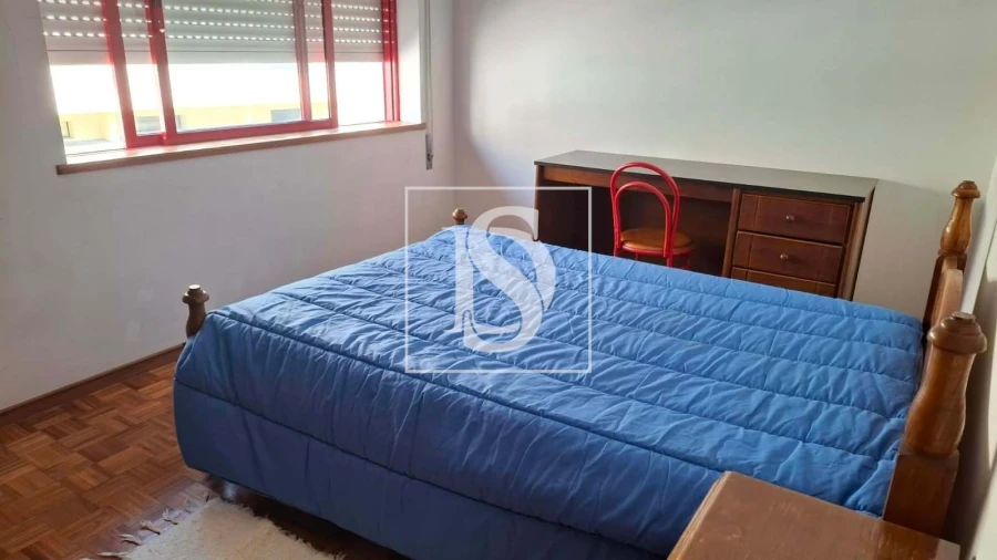Apartamento T3 para Venda em Sé, Santa Maria e Meixedo Foto 4
