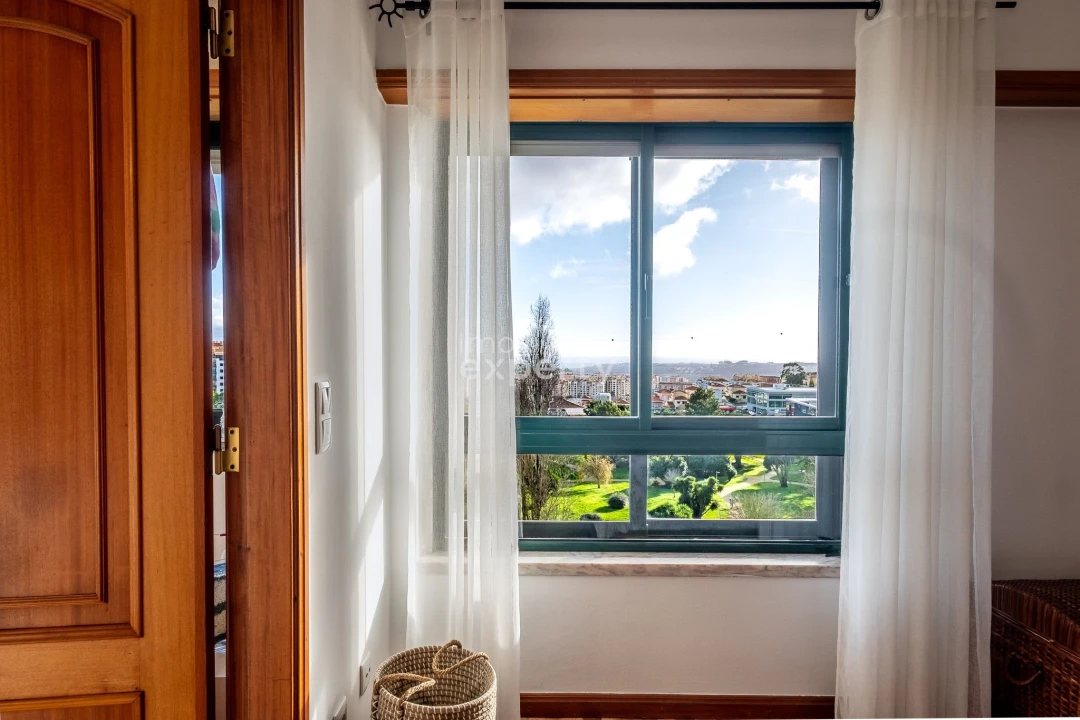 Apartamento T4 para Venda em Agualva e Mira-Sintra Foto 23