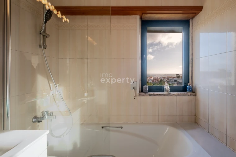 Apartamento T4 para Venda em Agualva e Mira-Sintra Foto 19