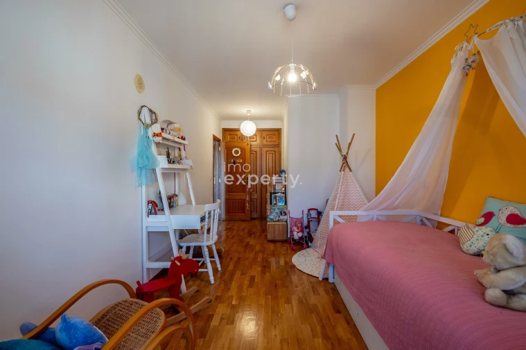 Apartamento T4 para Venda em Agualva e Mira-Sintra Foto 16