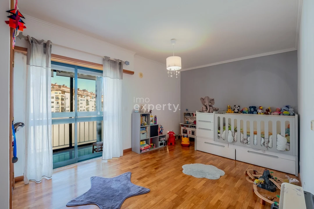 Apartamento T4 para Venda em Agualva e Mira-Sintra Foto 13
