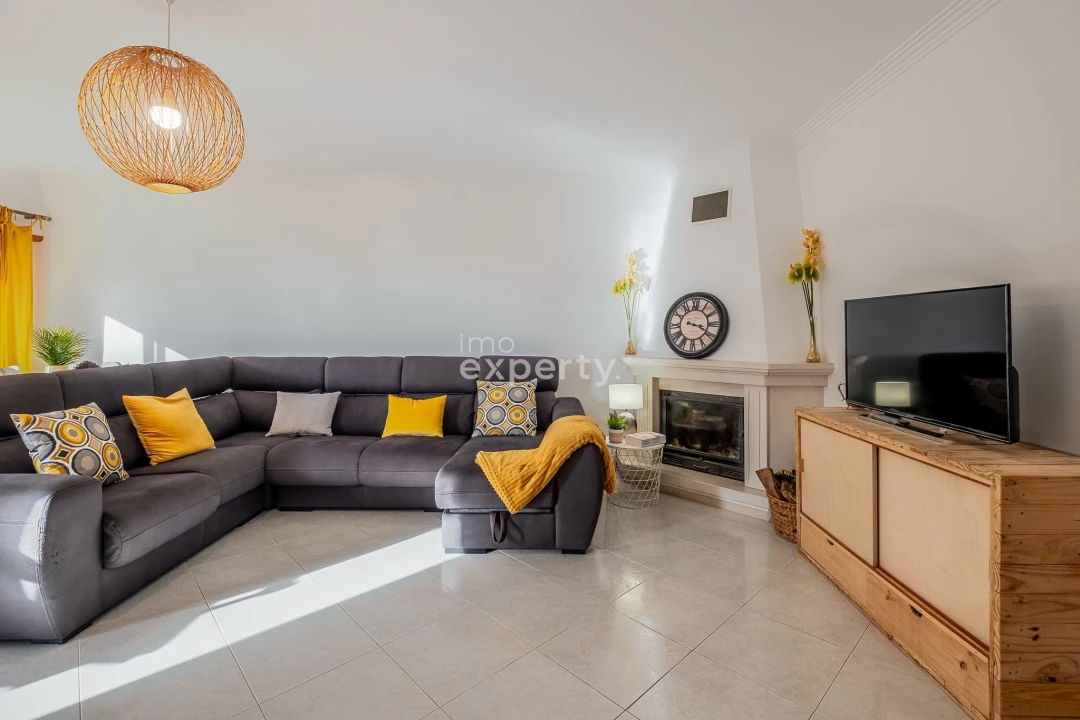 Apartamento T4 para Venda em Agualva e Mira-Sintra Foto 33