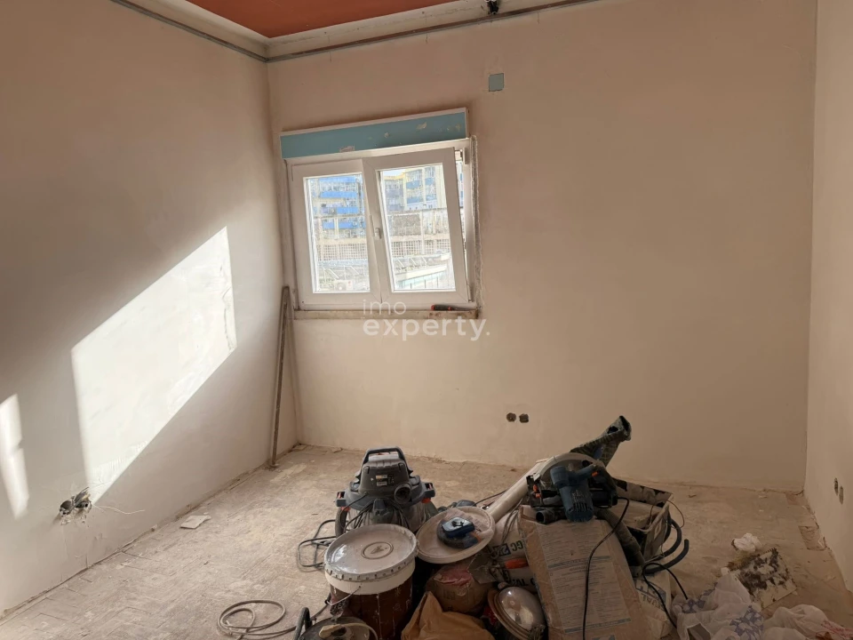 Apartamento T3 para Venda em Laranjeiro e Feijó Foto 6