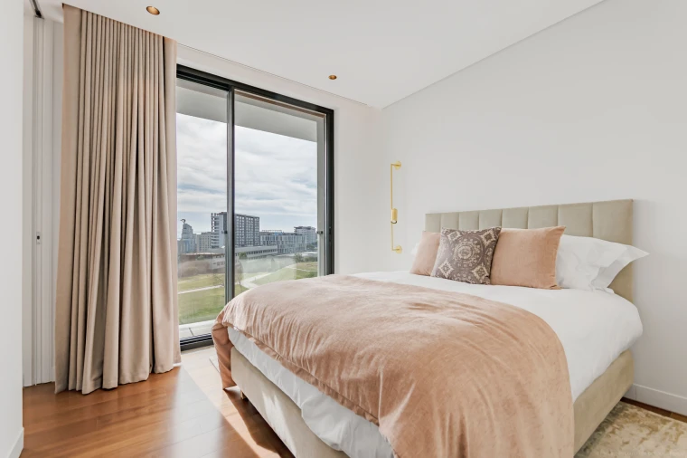 Apartamento T3 para Venda em Parque das Nações Foto 15