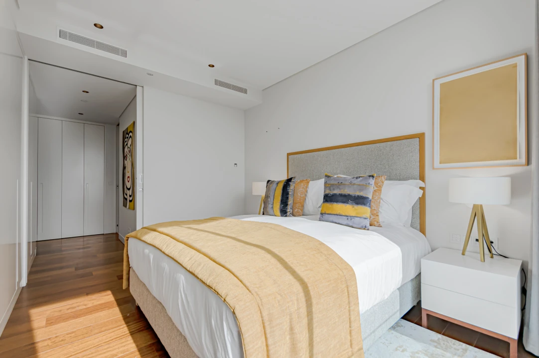 Apartamento T3 para Venda em Parque das Nações Foto 13