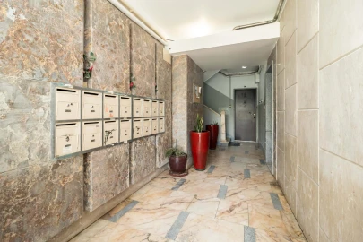 Apartamento T2 para Venda em São Domingos de Benfica