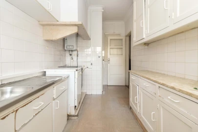 Apartamento T2 para Venda em São Domingos de Benfica