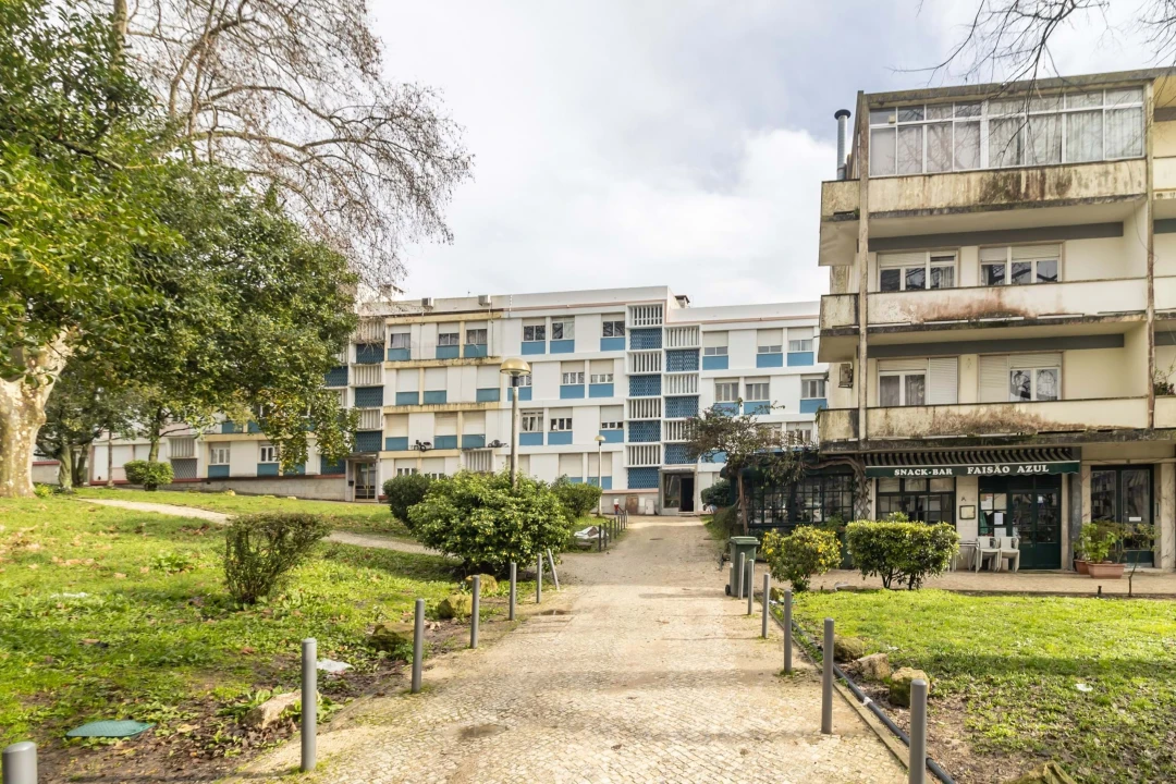 Apartamento T2 para Venda em São Domingos de Benfica Foto 27