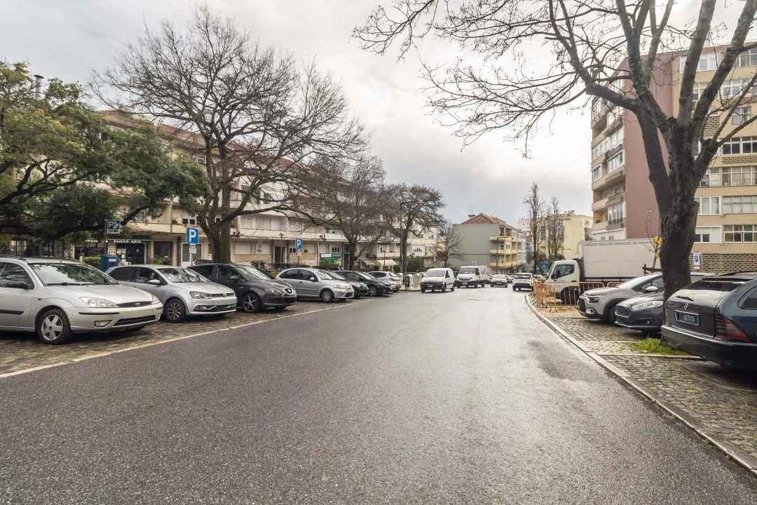 Apartamento T2 para Venda em São Domingos de Benfica Foto 28