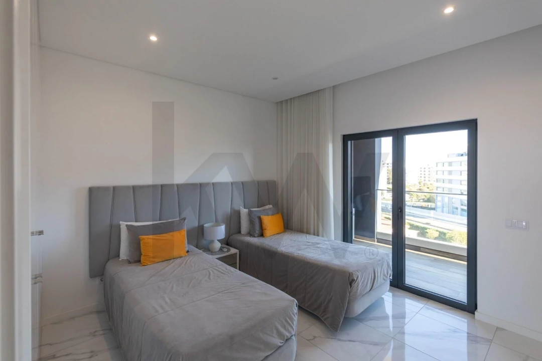 Apartamento T2 para Venda em Portimão Foto 14