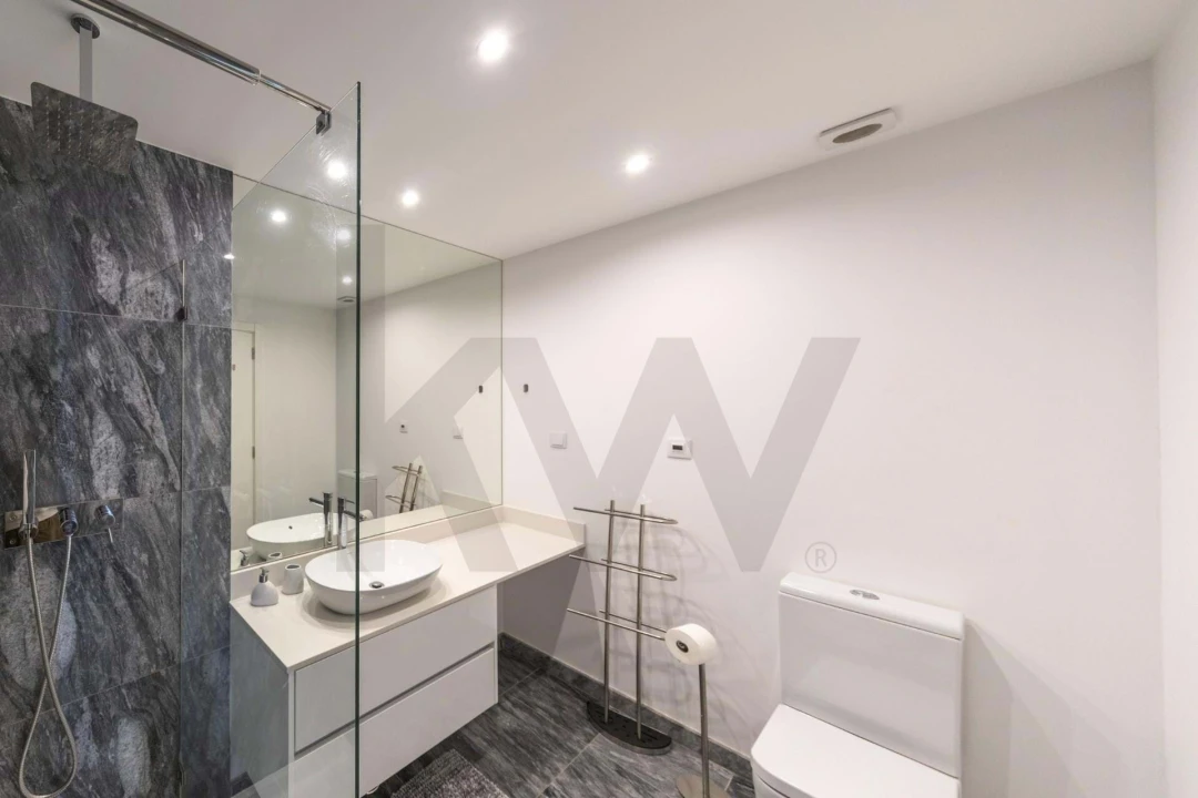 Apartamento T2 para Venda em Portimão Foto 20