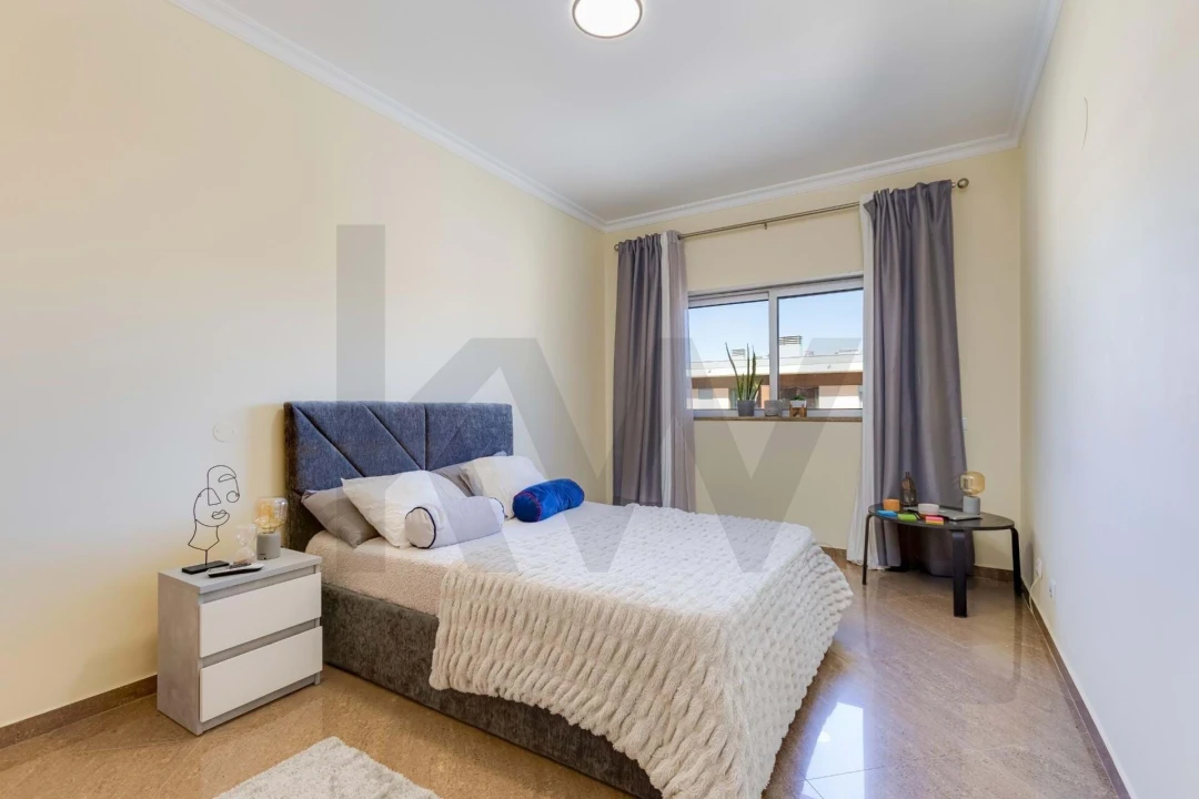 Apartamento T3 para Venda em Portimão Foto 13