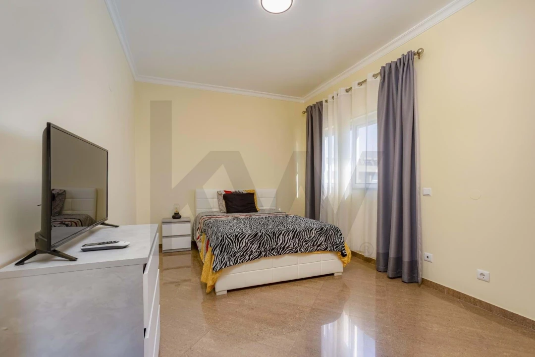 Apartamento T3 para Venda em Portimão Foto 17