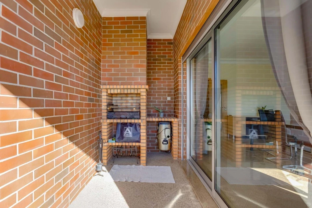 Apartamento T3 para Venda em Portimão Foto 12