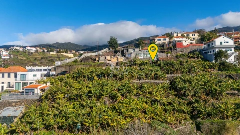 Terreno para Venda em Calheta