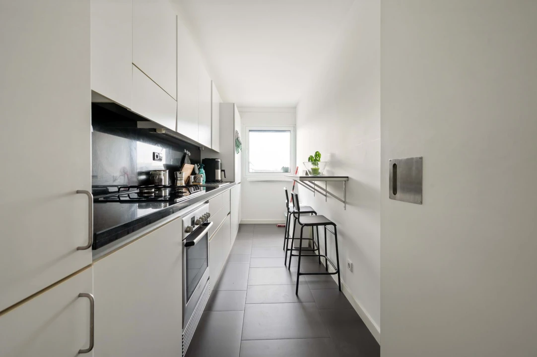 Apartamento T1 para Venda em Parque das Nações Foto 5