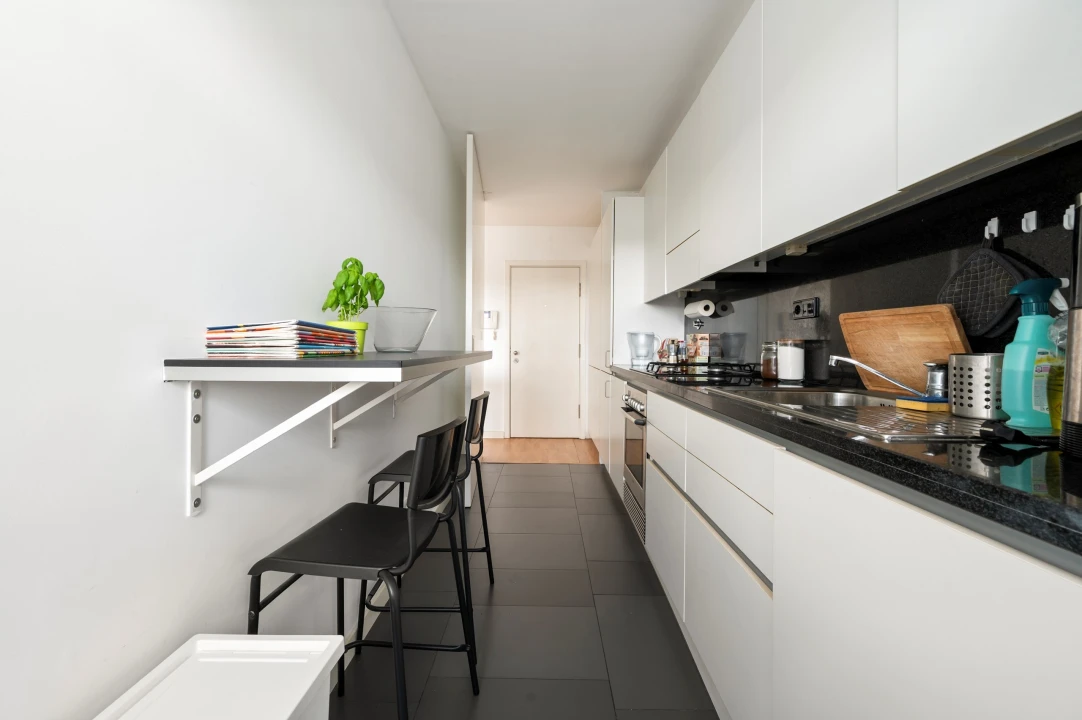 Apartamento T1 para Venda em Parque das Nações Foto 6