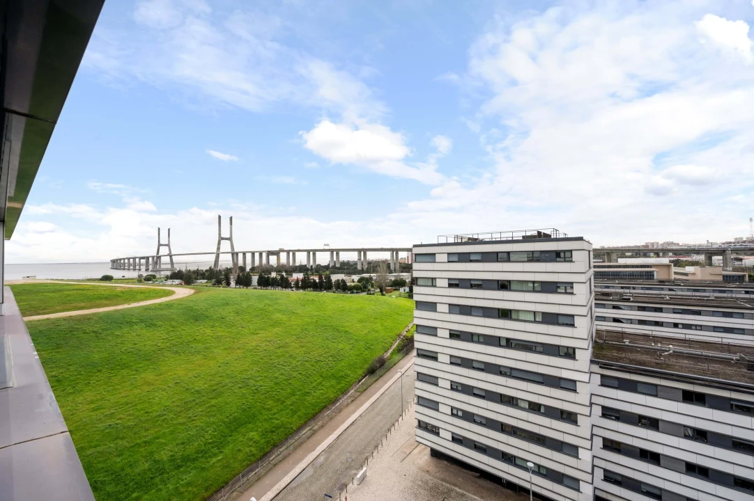 Apartamento T1 para Venda em Parque das Nações Foto 2