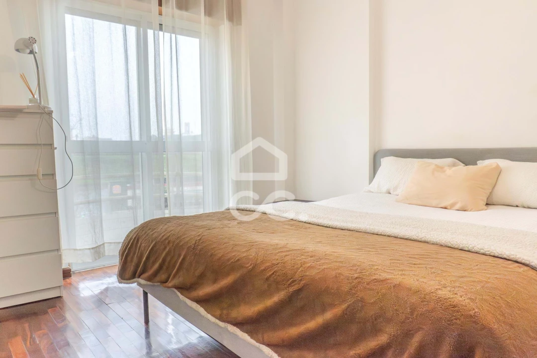 Apartamento T2 para Venda em Agualva e Mira-Sintra Foto 12