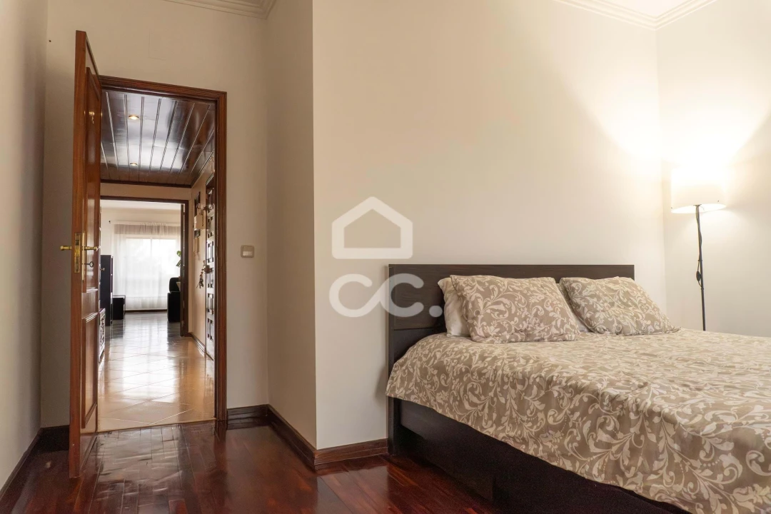 Apartamento T2 para Venda em Agualva e Mira-Sintra Foto 43