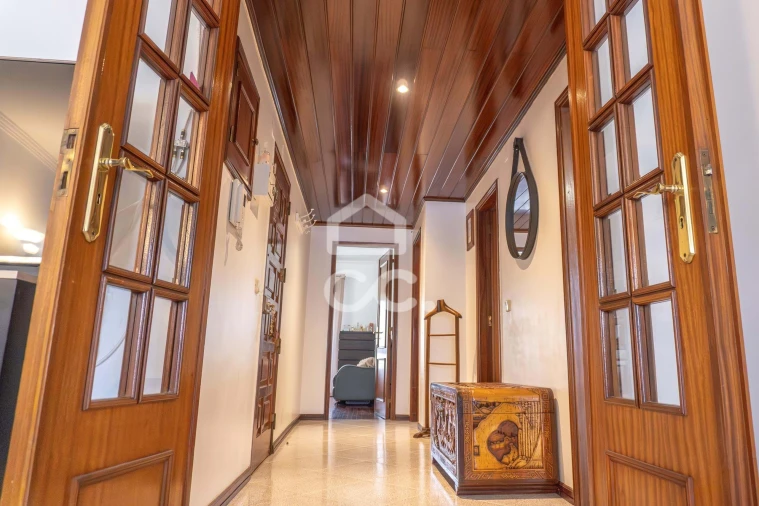 Apartamento T2 para Venda em Agualva e Mira-Sintra Foto 38