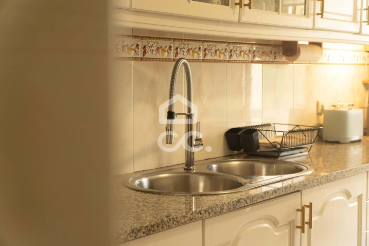 Apartamento T2 para Venda em Agualva e Mira-Sintra Foto 17