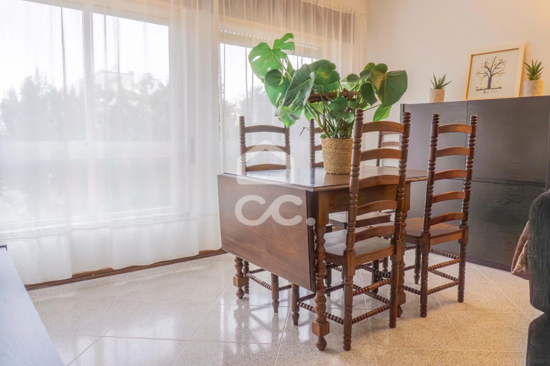 Apartamento T2 para Venda em Agualva e Mira-Sintra Foto 30