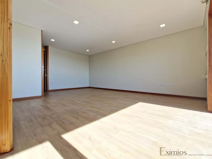 Apartamento T2 para Venda em Vila do Conde Foto 2