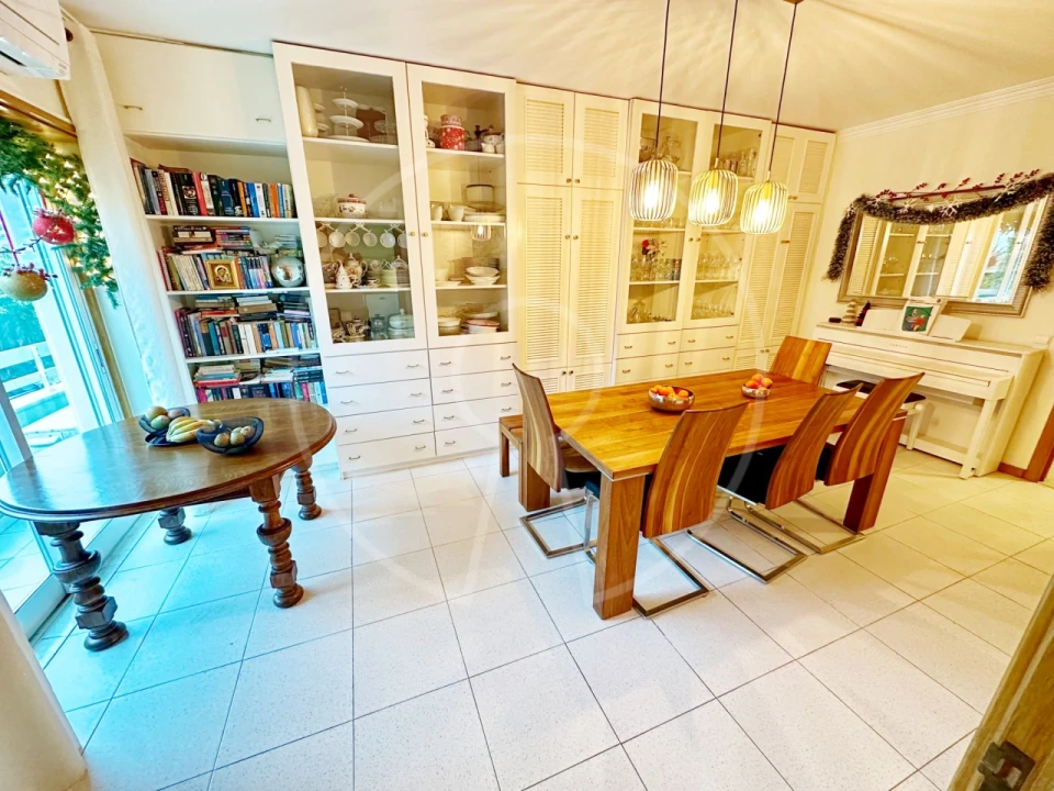 Apartamento T6 para Venda em Areeiro Foto 14