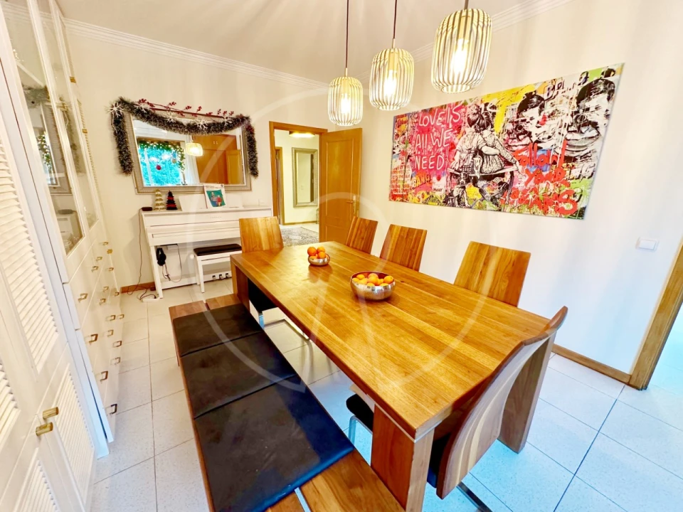 Apartamento T6 para Venda em Areeiro Foto 15