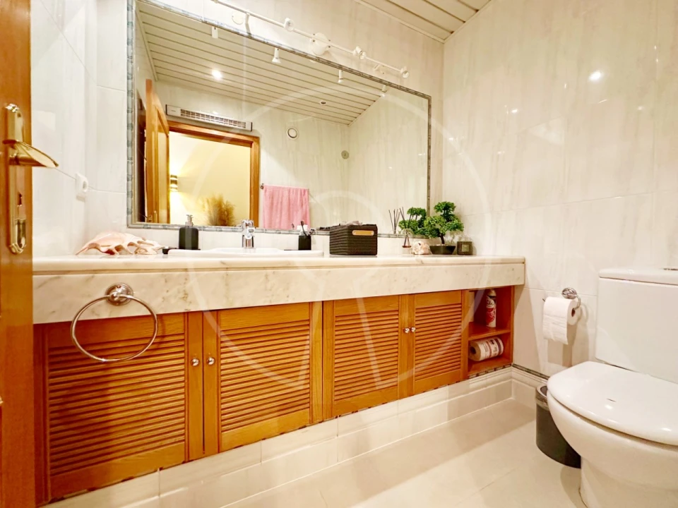 Apartamento T6 para Venda em Areeiro Foto 21