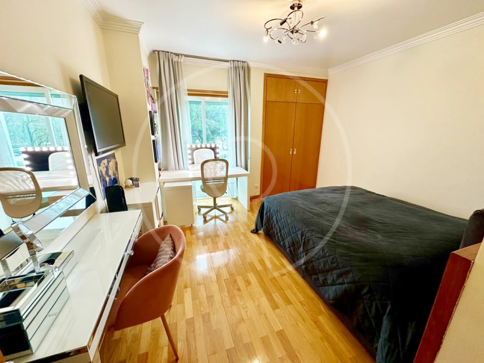 Apartamento T6 para Venda em Areeiro Foto 39