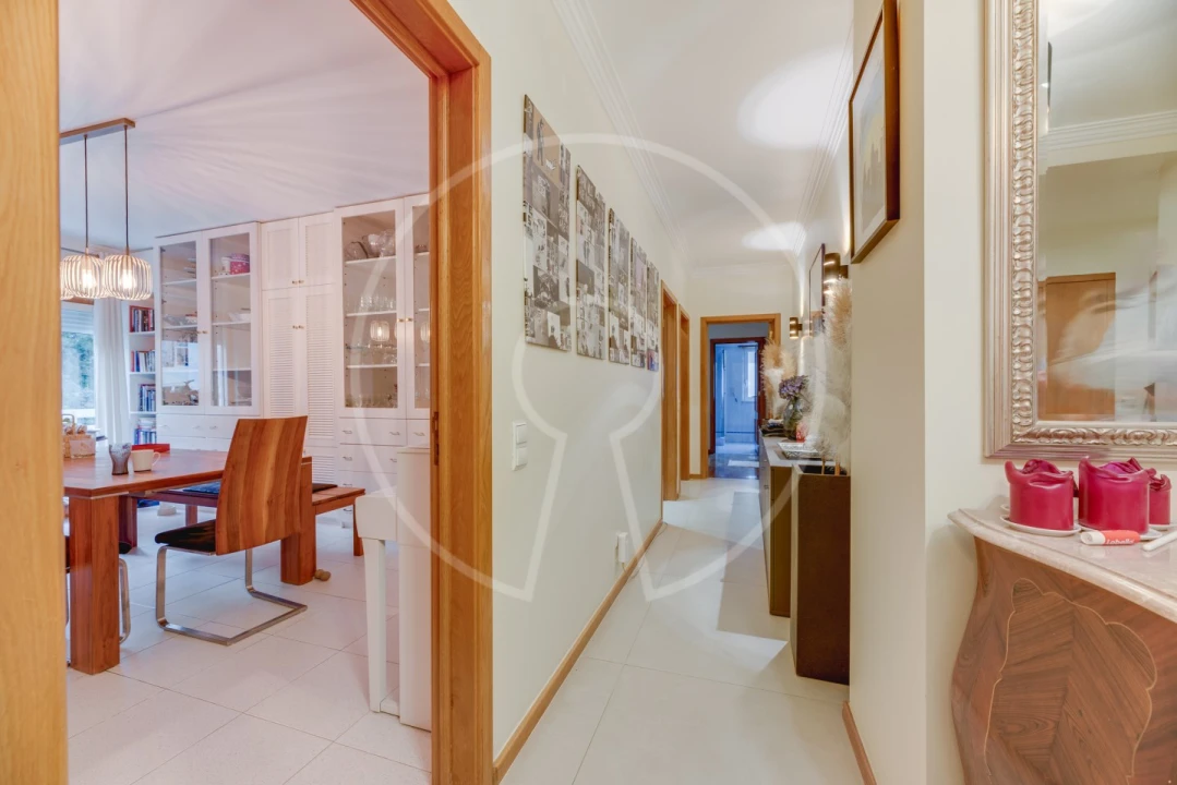 Apartamento T6 para Venda em Areeiro Foto 15