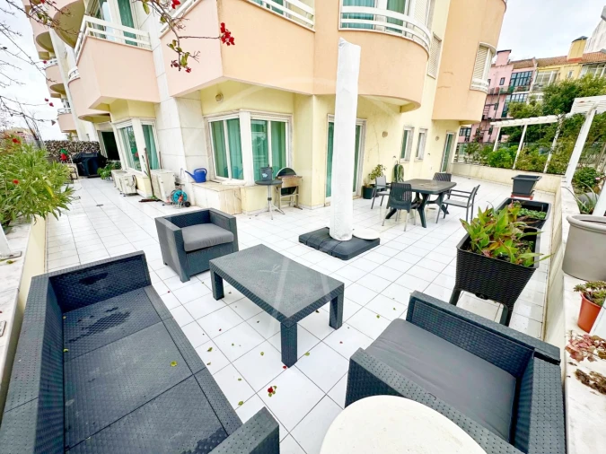 Apartamento T6 para Venda em Areeiro Foto 1