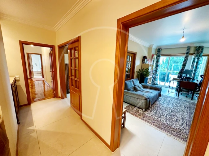 Apartamento T6 para Venda em Areeiro Foto 8