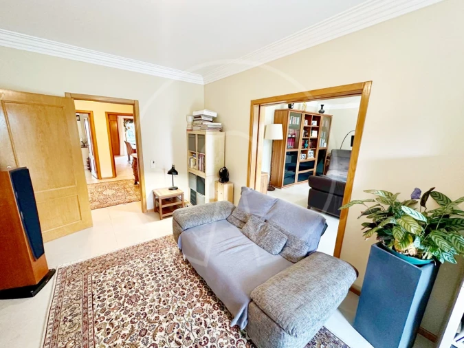 Apartamento T6 para Venda em Areeiro Foto 10